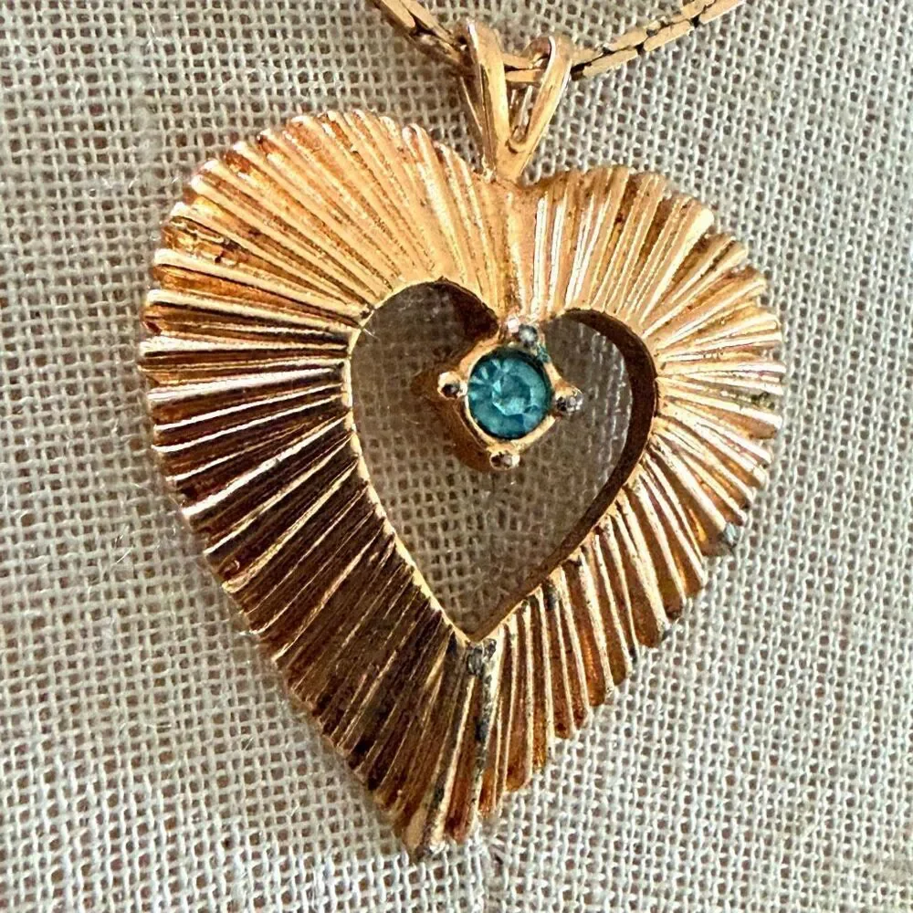 Avon vintage gold